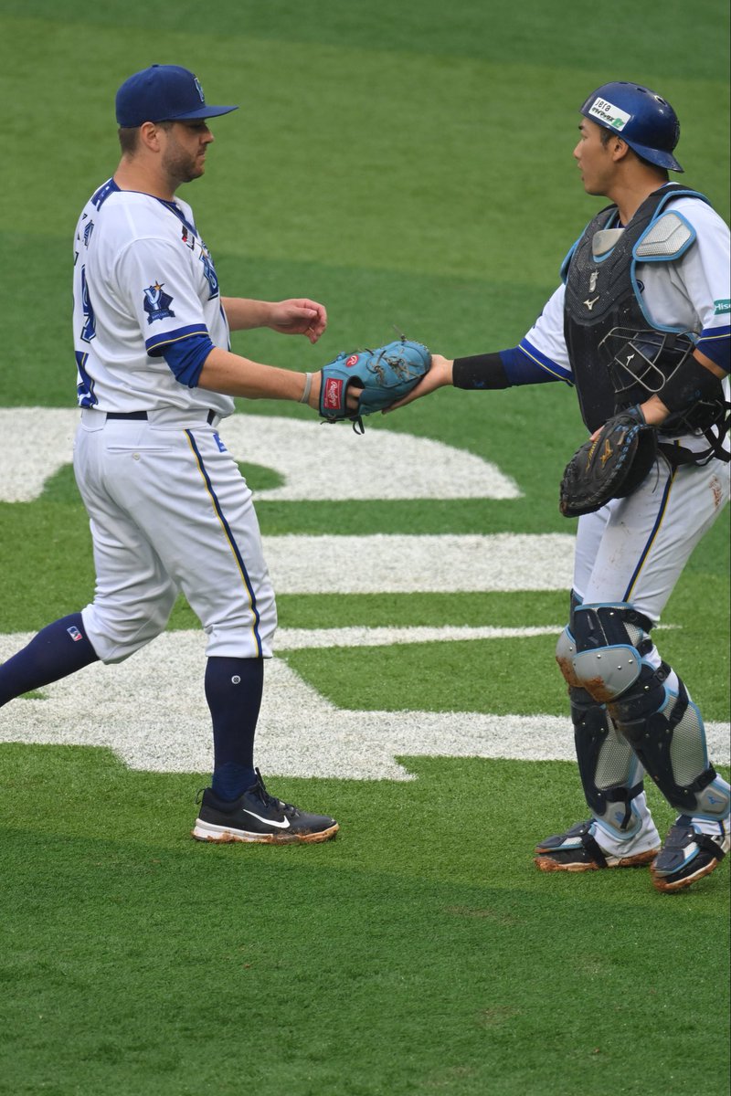 pirahu_rancham's tweet image. ケイさん祐大くん頑張って〜🔥

2025/10/11
#baystars #ケイ #山本祐大