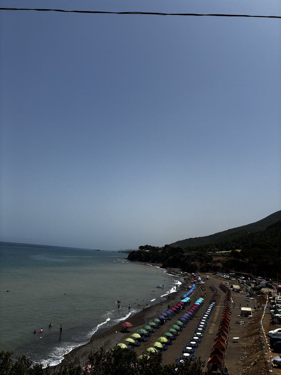 garentop16's tweet photo. L’Algérie a quelque chose de spéciale https://t.co/bRhK32o4x1