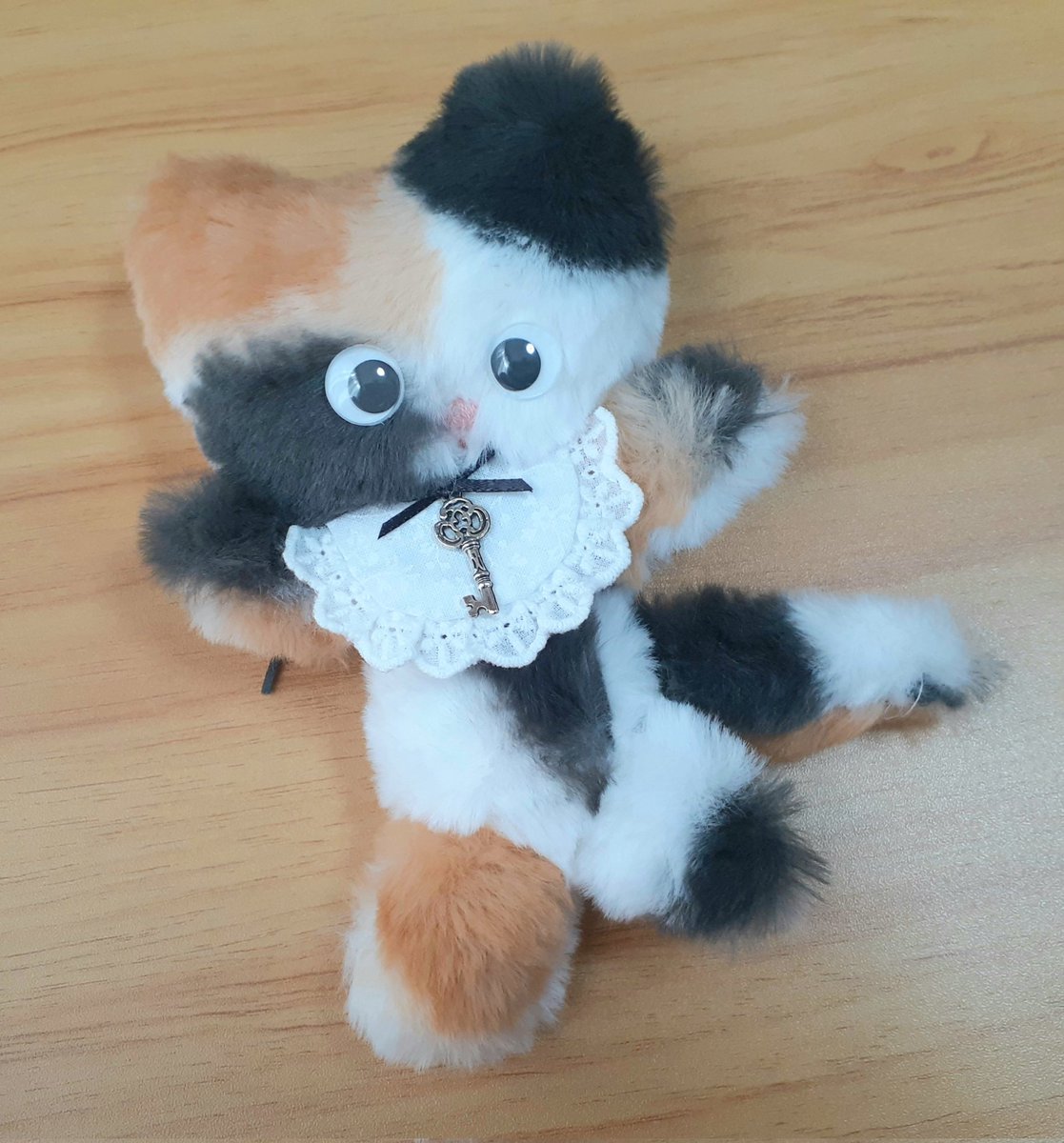 猫のぬいぐるみを作りました