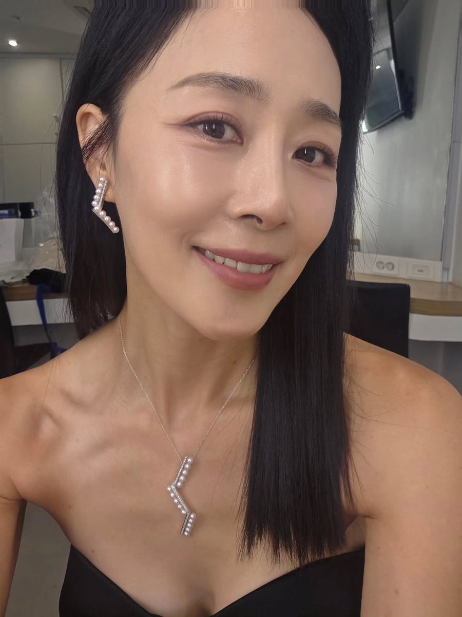 우리 문언니가 지금 조낸 아름다우심