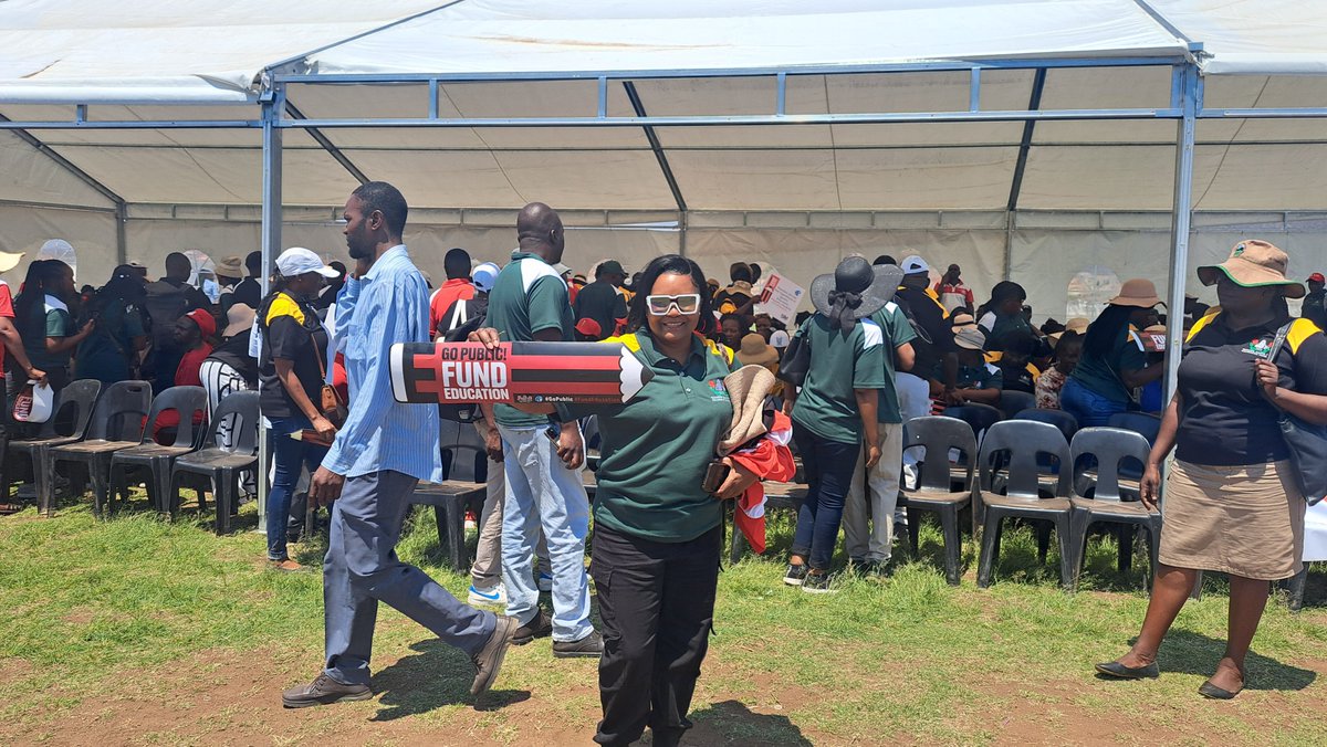 Teachers celebrated.
#Gopublic #FundEducation
