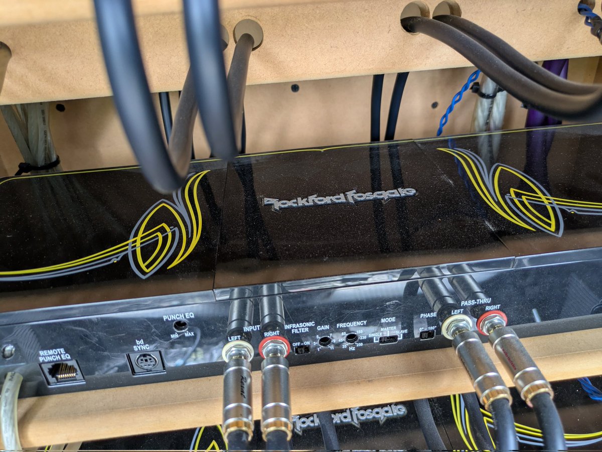 お世話になってる方がこれ欲しい人いねーかなって言ってたんだけど気になる人いる？？(⁠･ั⁠ω⁠･ั⁠)

ロックフォードフォズゲートで全て揃ってるみたい☀️