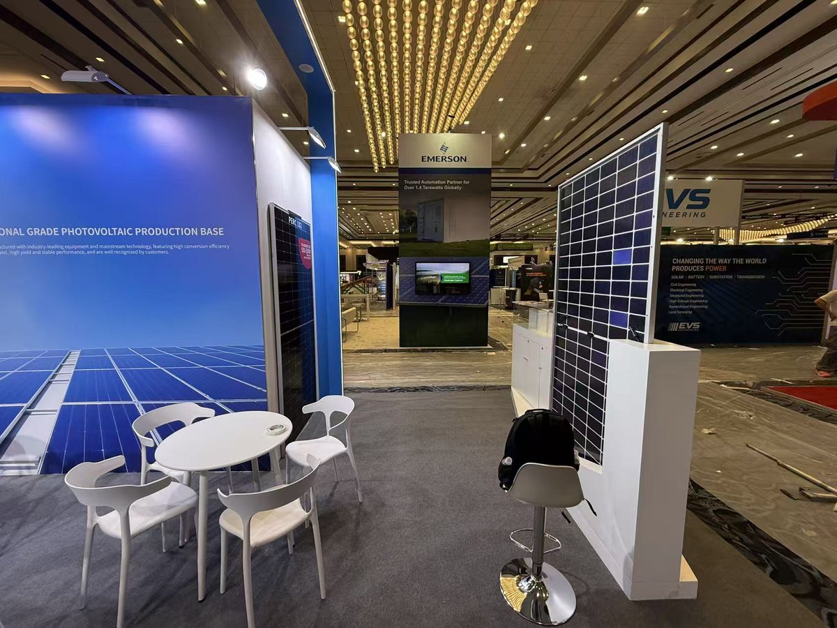 S_Global810975's tweet photo. We’re proud to have completed another successful project at RE+ 2025! ⚡
20ft×30ft island stand 
See you at the next show! 👋#REPlus25 #REPlus2025 #BoothDesign #ExhibitionStand #ExhibitionDesign #EventBuild  #RenewableEnergy #ExhibitionBooth #StandBuilder #ExhibitionConstruction https://t.co/4tTCABqpiZ