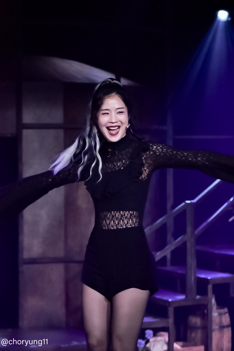 [20250928]
번 더 위치 커튼콜
랑연 배우님
진지하게~ 발랄하게~
마마만 좋다면 나도 다 좋아~