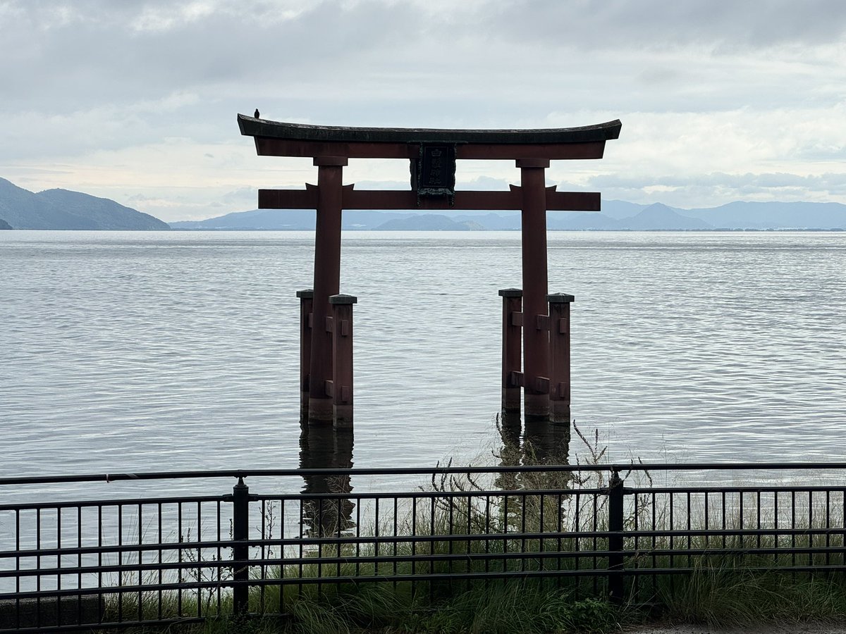 sasukoimama's tweet image. #白髭神社   #CBTR #cbtr 
やっぱり雨は降った☔😂
でも、ここ行きたかったのよ💕