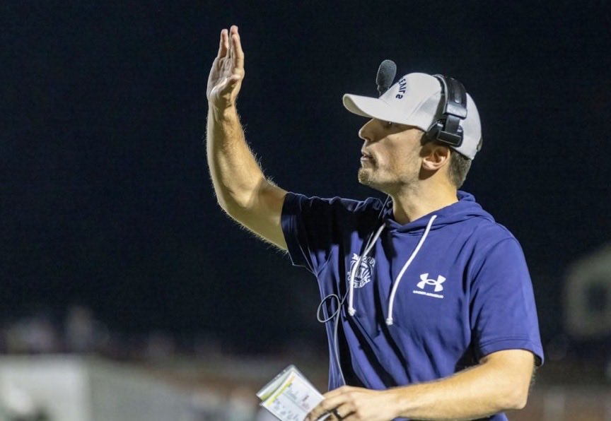 Tribuneland Friday Night Lights: <a href="/MoodyFBall/">Moody Football</a> vs <a href="/LeedsFTBL/">Leeds Football</a> in the Battle of the Bridge

trussvilletribune.com/2025/10/11/moo…