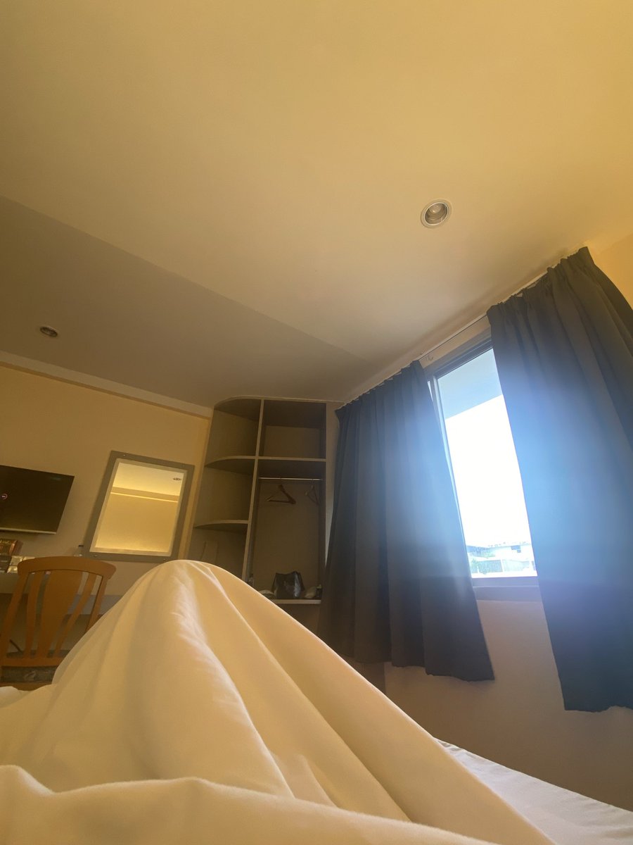 Linss2002's tweet image. พรุ่งนี้ก็กลับแล้วอ่าาาาาา🫩