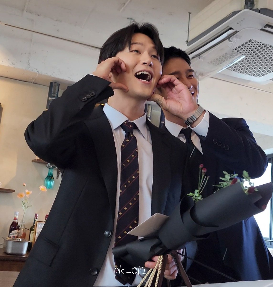 볼하트 몰아주기🩷
#마이네임 #이학주 #안보현