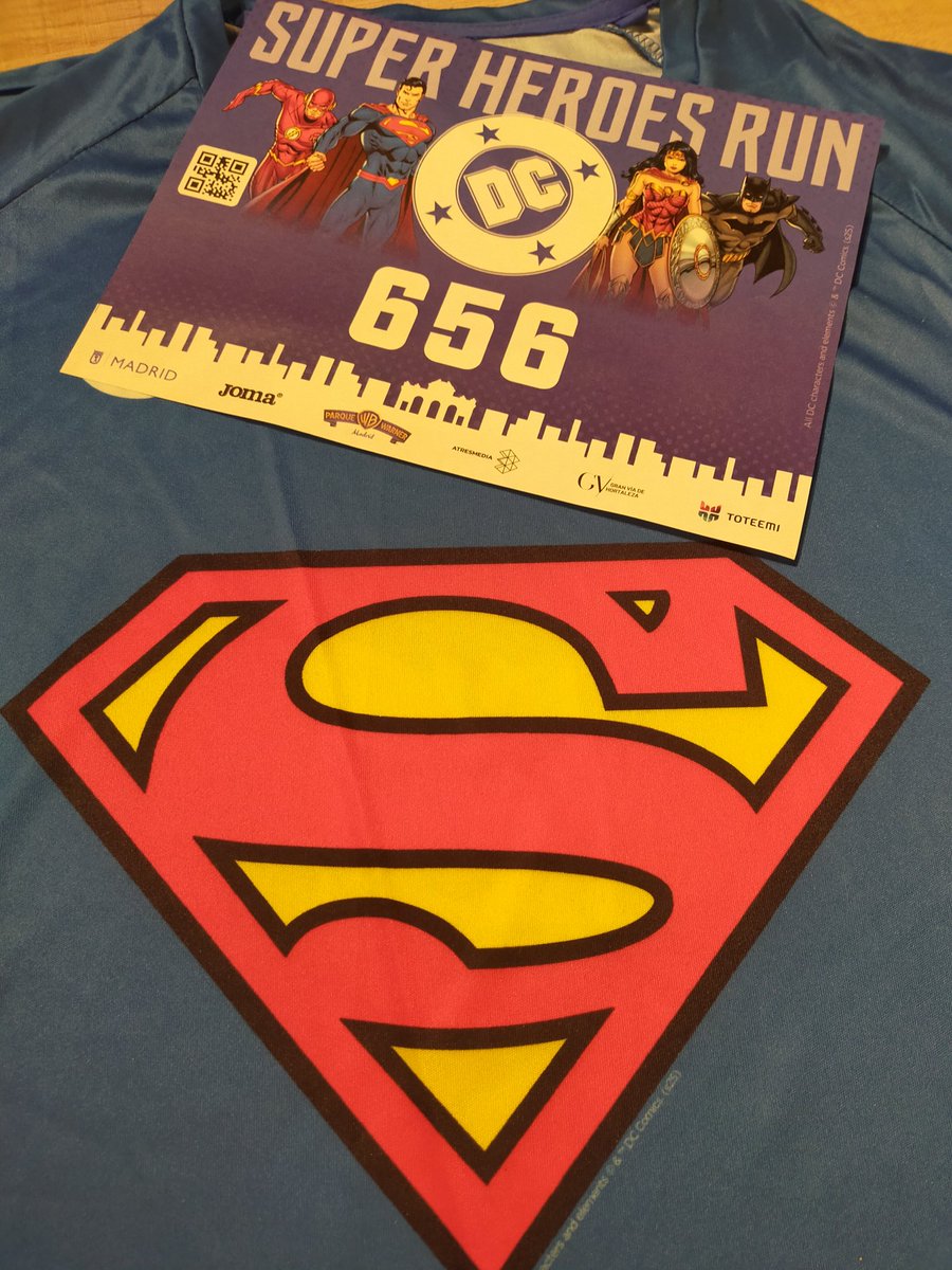 fmorgal's tweet photo. Nos cargamos con un poco de épica para una carrerita heróica por los madriles. #DCSuperHeroesRun. https://t.co/3sNmuq6vi2