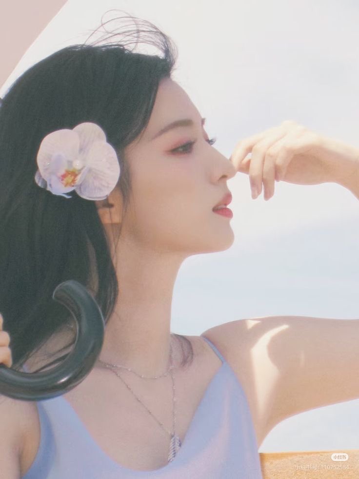 '𝗍𝗂𝗌  pret︩︪tɥ  𝗀𝗂𝗋𝗅  𝗂𝗌  𝗂𝗇  𝖿𝗎𝗅𝗅  𝖻𝗅𝗈𝗈𝗆  ✿𝅼