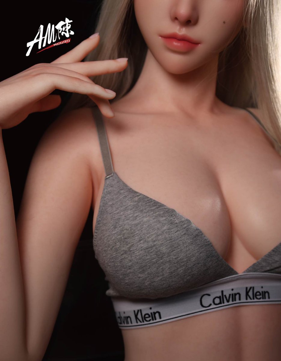 Fudoll CK 小北
CK照系列 即將推出 ，各位期待的話，記得按讚追縱分享喔~

CK series are coming out recently, depends on your reaction,hit like subscribe and share if you want to see them!
#calvinklein 
#portrait
#lovers