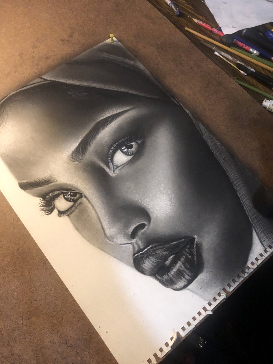 Vheekisart1's tweet image. Yes, and I’m an artist in Port-Harcourt . These are some of my works.. please patronize me🥰