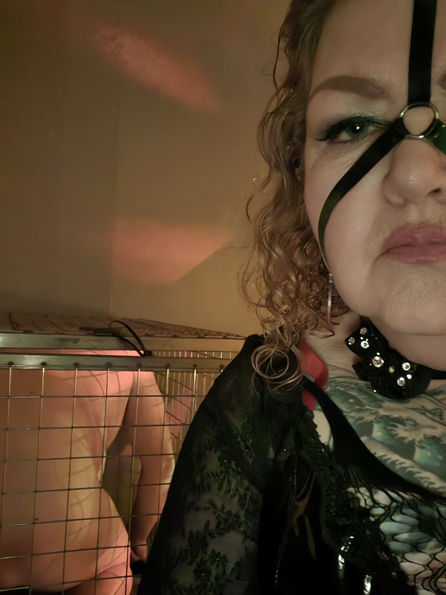Naked &amp; captive in My crate. Just the way I like it. This could be you, imagine that 🤔 Totally submissive at Mistress' whim. 1 last session left in November, (the 12th). Will you be the lucky 1? #advancedbreathplay #estim #bodybag #novapro #forcedbi &amp; more galore DM's open ❤️😈x