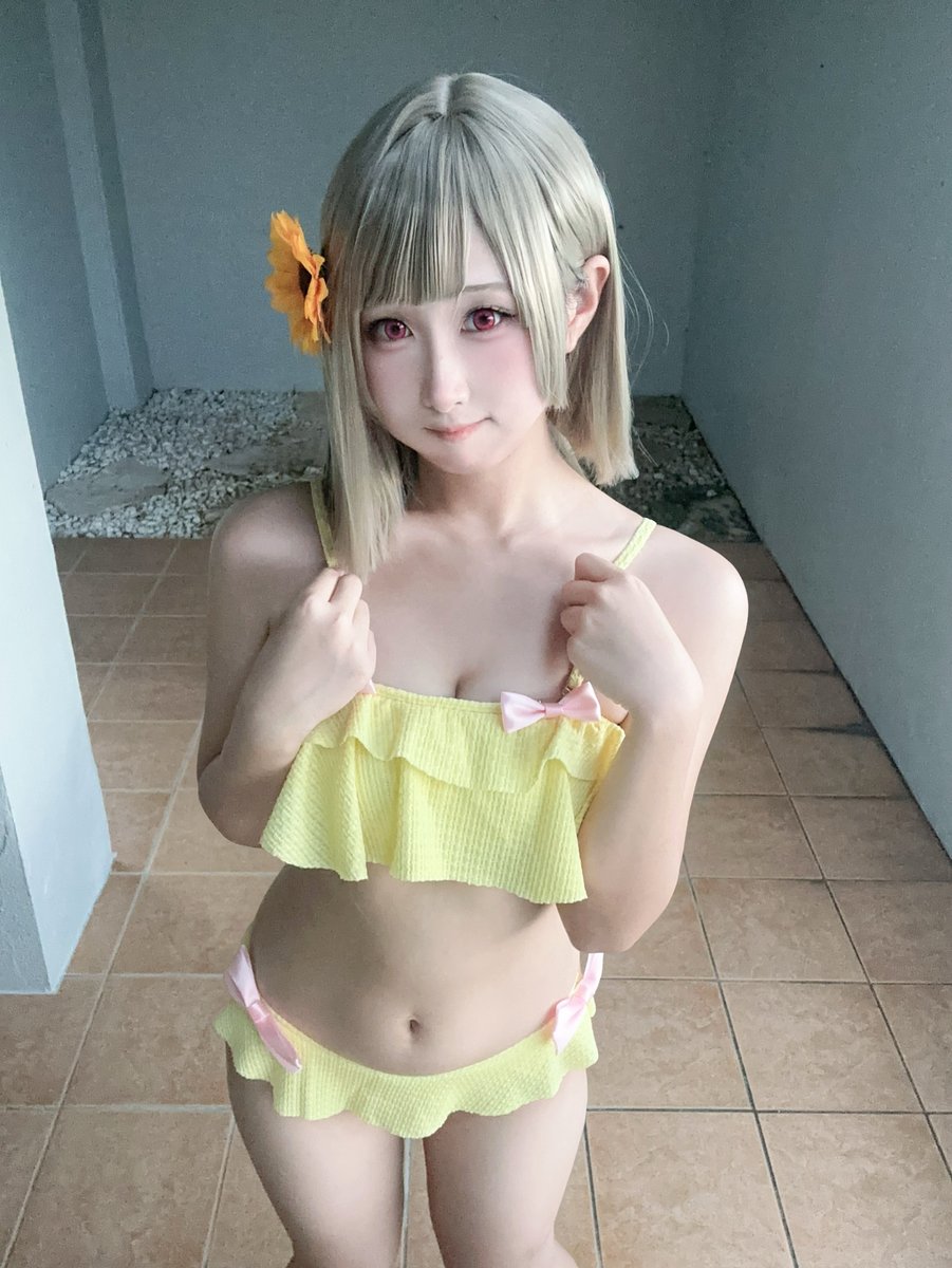 ikahakuen's tweet image. かすみん、、水着似合ってるかな...？