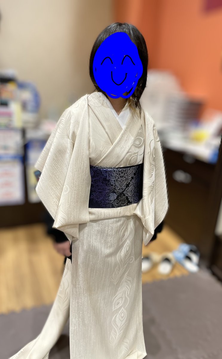 t75C5kgSlMU4cVq's tweet photo. #着物
#BANKAN さんでお着物見てきました
かなり気に入ったので買うか本気で迷ってます
似合ってます?? https://t.co/oDk592ji4P