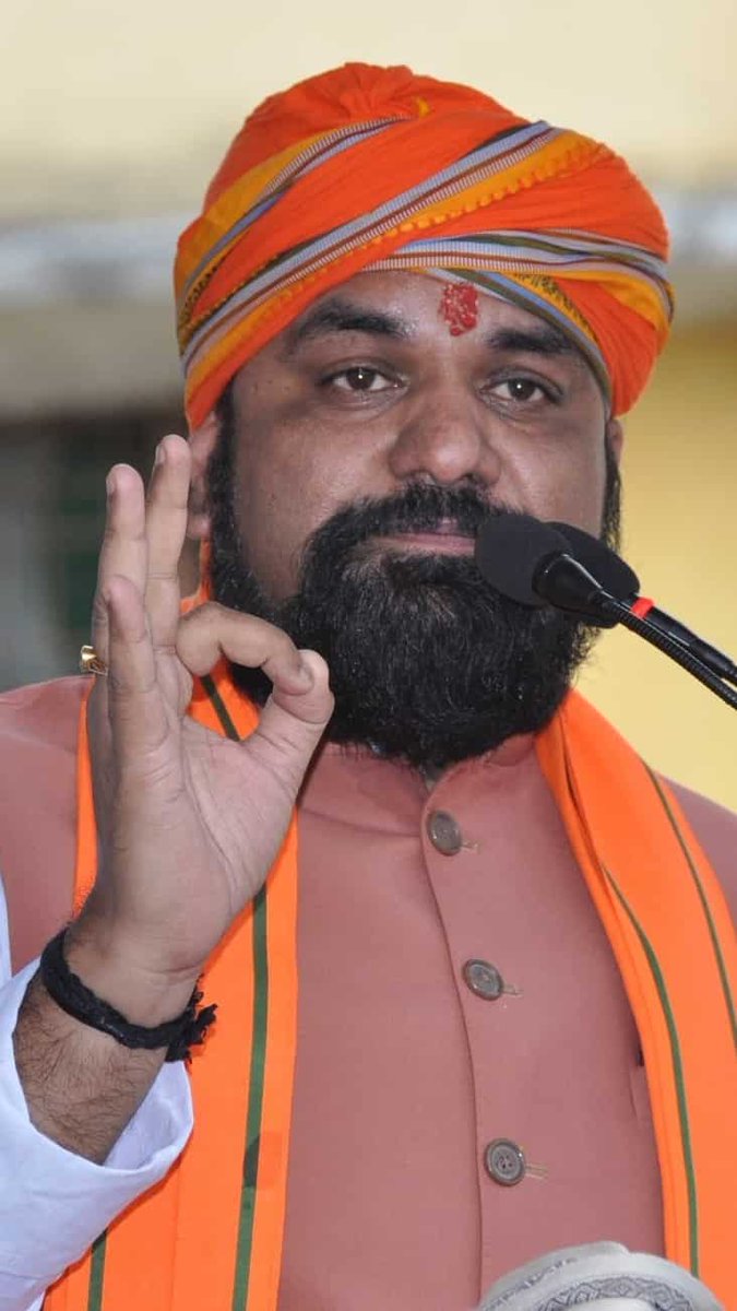 arajila03's tweet image. सम्राट चौधरी सिर्फ़ नाम नहीं है!

 सम्राट चौधरी जी में एक ख़ास बात है ये हमेशा विकास की बात करते हैं , काम की बात करते हैं कैसा बिहार को आगे बढ़ाए ये सोचते हैं। 

सम्राट चौधरी जी की देन है कि आज पटना में मेट्रो चल रही हैं। 

इन्होंने बिहार के सबसे बड़ी बजट 3 लाख करोड़ का पेस किया…