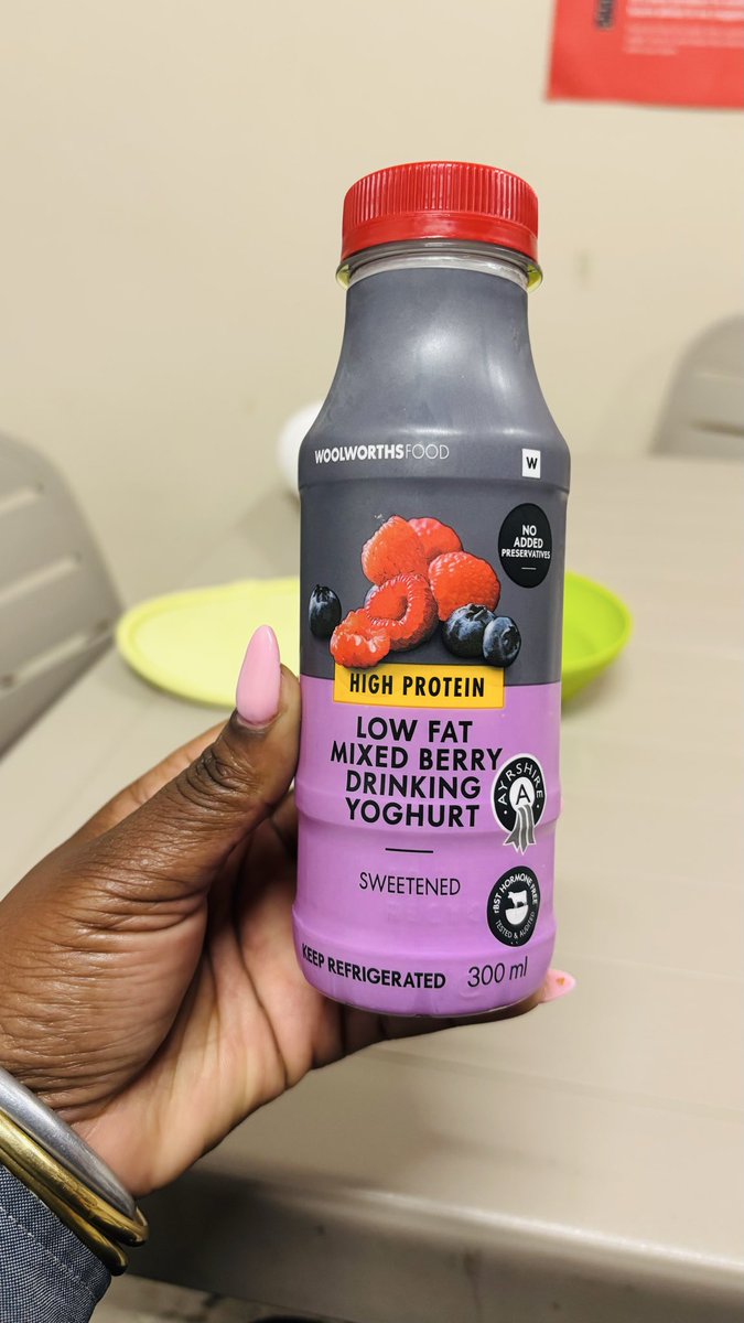 bots_theaddict's tweet photo. @WOOLWORTHS_SA why don’t you sell this anymore ?😩😢 https://t.co/CWO7SqWCxS