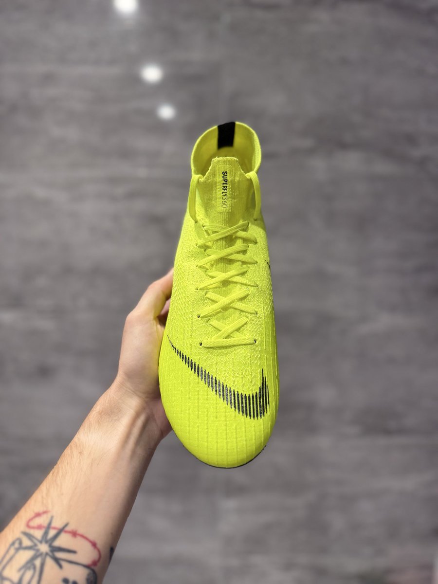 ryantaylor48's tweet image. Nike Mercurial Superfly 6
UK 8.5 SG PRO
Brand new *small personilsation &amp;amp; mark
Message for a good price
@RTaylorMadeBoot