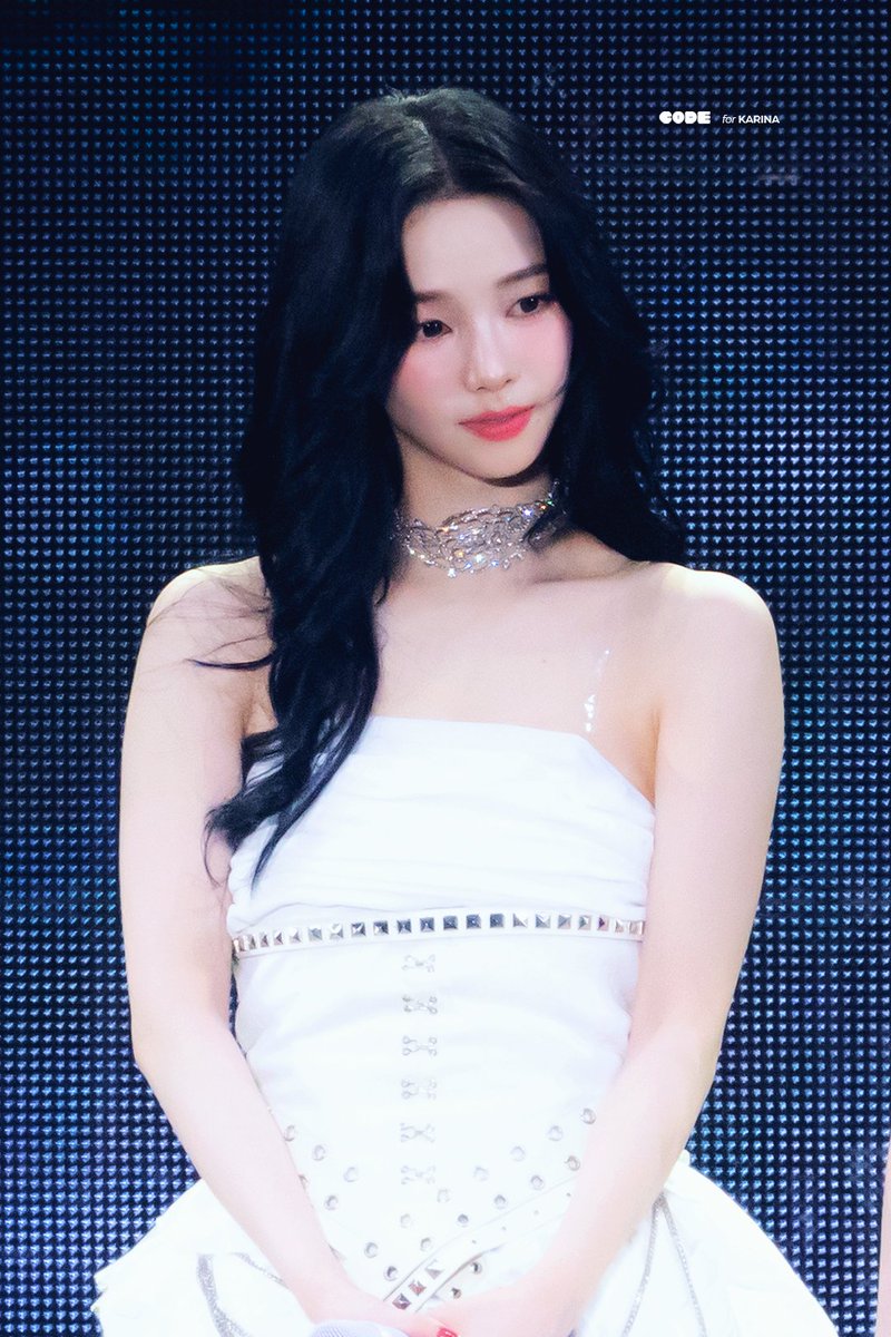code000411's tweet image. 250829 SYNK : aeXIS LINE in SEOUL Day 1

#카리나 #Karina #에스파 #aespa