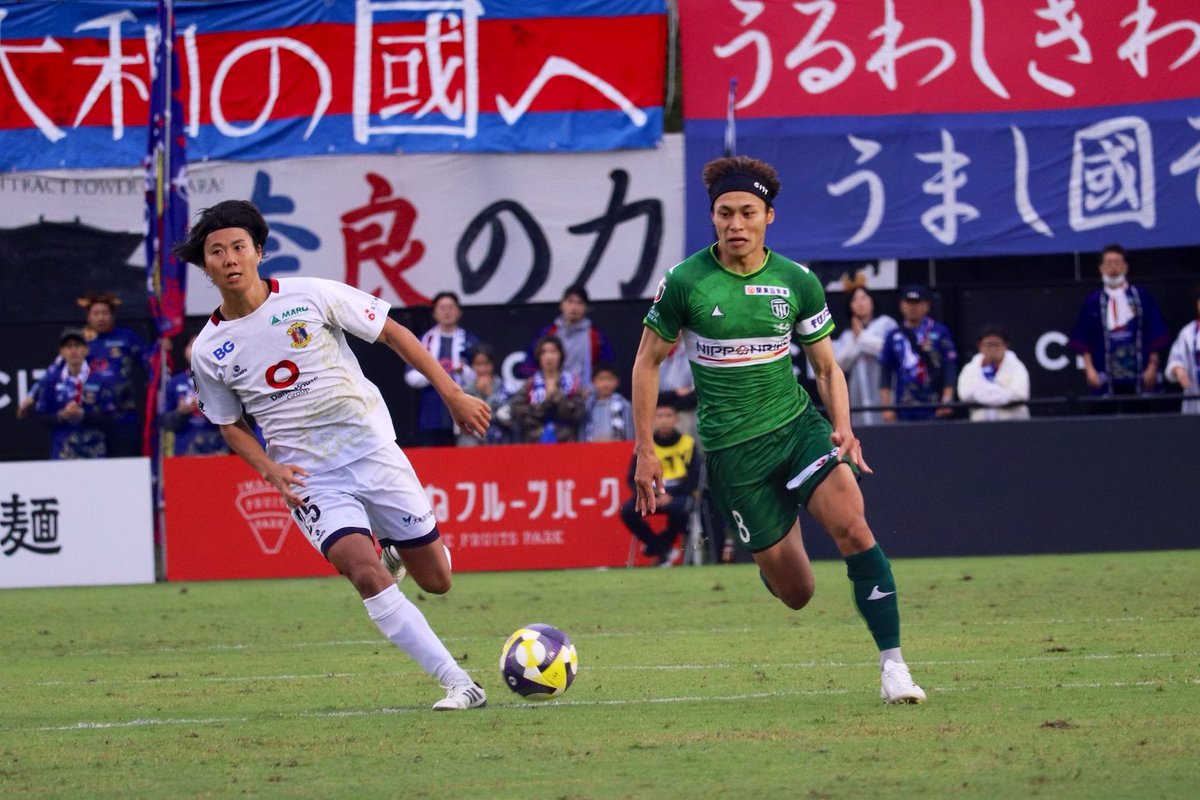 tochigi_city_'s tweet image. ⏰ FULLTIME

🏆明治安田Ｊ３リーグ第31節
✔栃木シティ  3-0  奈良クラブ
⚽️#森俊貴 #ピーターウタカ×2

ホームで大きな+3。
4連勝。4試合連続クリーンシート。
現地でリモートで今日も熱い後押しをありがとうございました🤝

さあ、全員で頂きへ。

 #栃木シティ