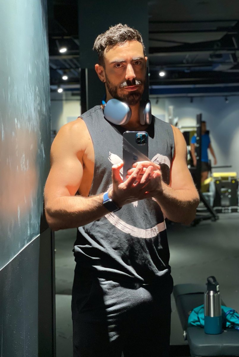 fisiondude's tweet photo. I work out harder knowing you are the one paying for it. 
That gym membership? Your wallet. 
My results? Your reward. 
So keep paying, stay quiet, and watch me dominate every rep like I own the place; because I do 😈

#FinDom #CashMaster https://t.co/8KkpNjemS6