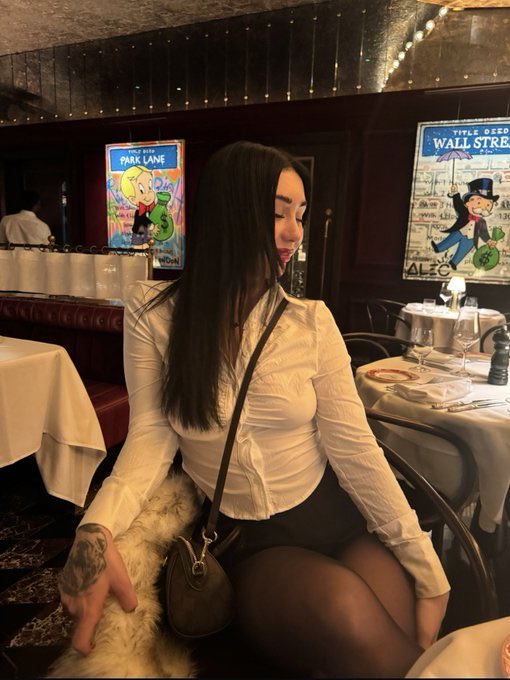 goddess_chloe_r's tweet image. Waking up and living my best life. You can only make it better. 💸 Send £23 For this. 🐕