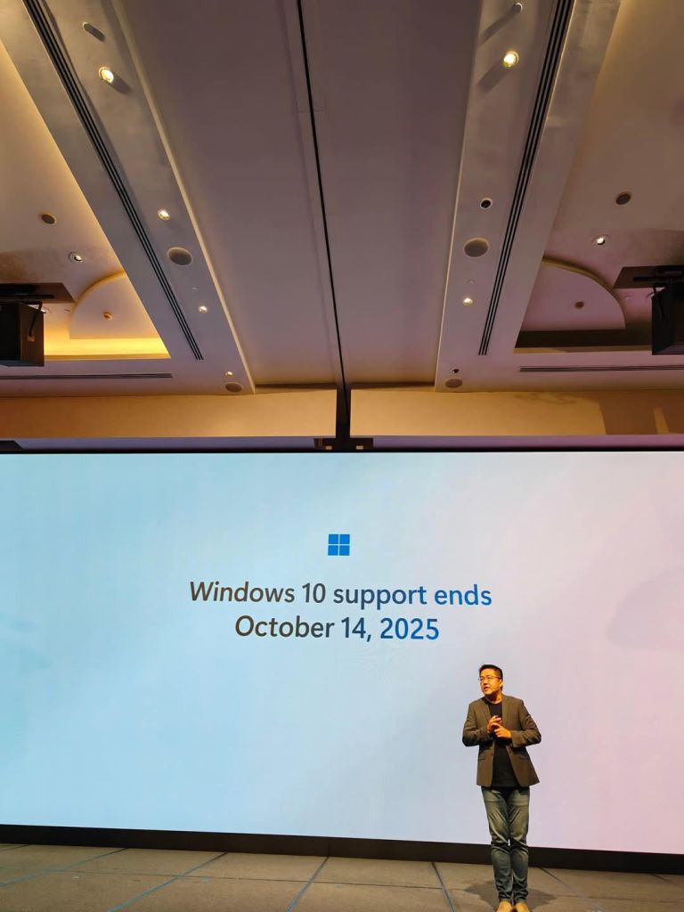 prathapgtech's tweet image. Windows 10 reaches its end of support on October 14, 2025.

#windows10