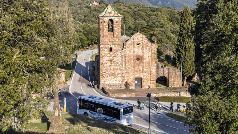 diba's tweet photo. 🚍@Montseny reforça el #BusParc i amplia els punts d'acollida. Fins al 8/12, aparca gratuïtament a Fogars de Montclús o al nou punt del Brull i agafa el bus fins a Santa Fe, Fontmartina i Collformic. #som311 #ODSDiba
✅ https://t.co/cWzjJkoyhE https://t.co/nPbwqzM9do