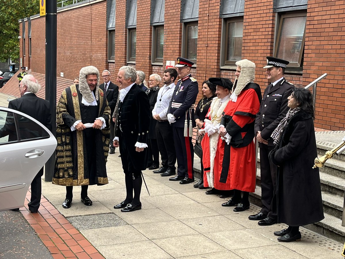 Prof Adeeba Malik CBE, Lord Lieutenant W.Yorkshire tweet media