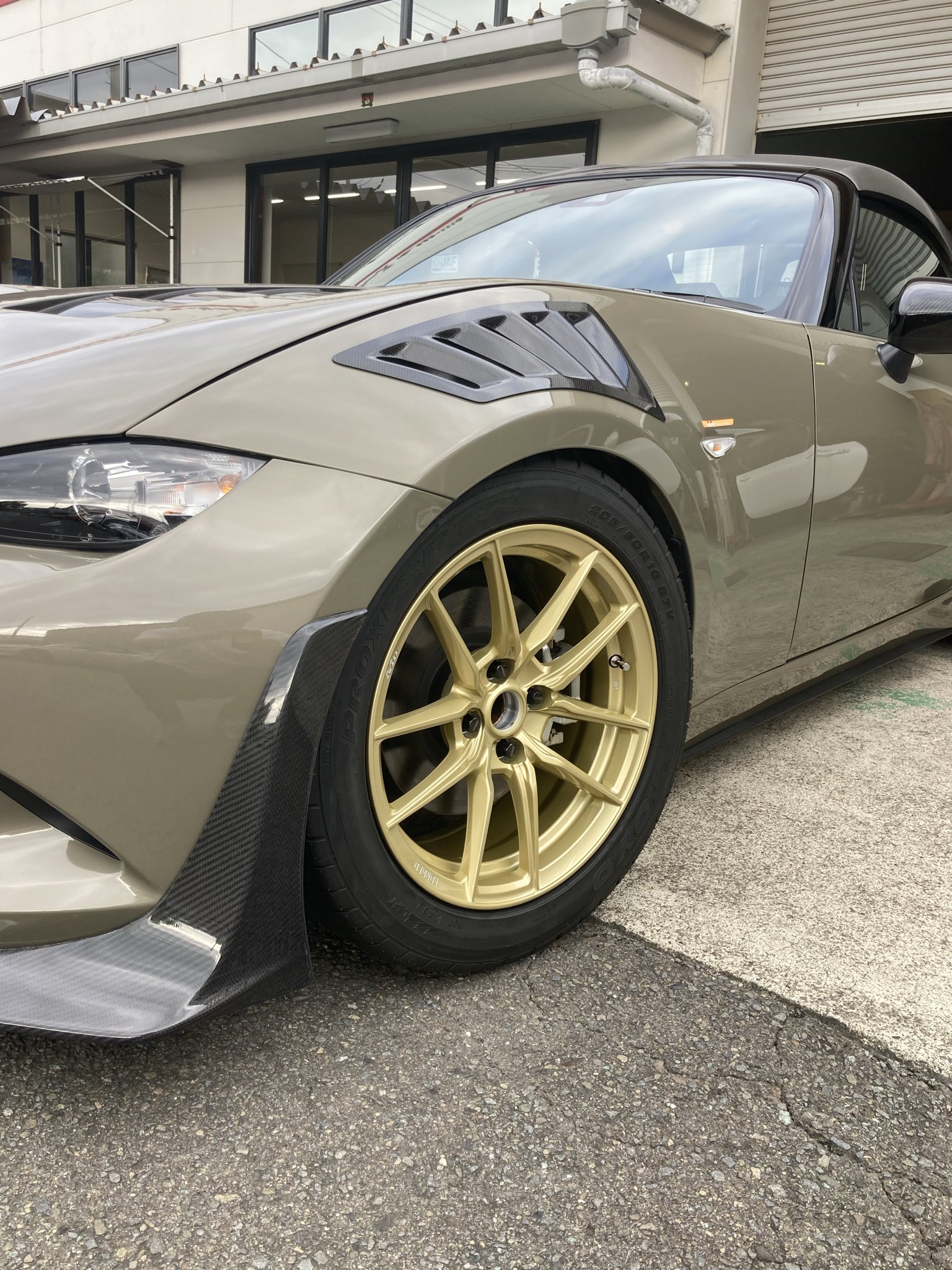 頑張るオヤジ 23~Ninja ZX-4R SE/RR (8BL-ZX400P) POWERBOX メガホン チタン