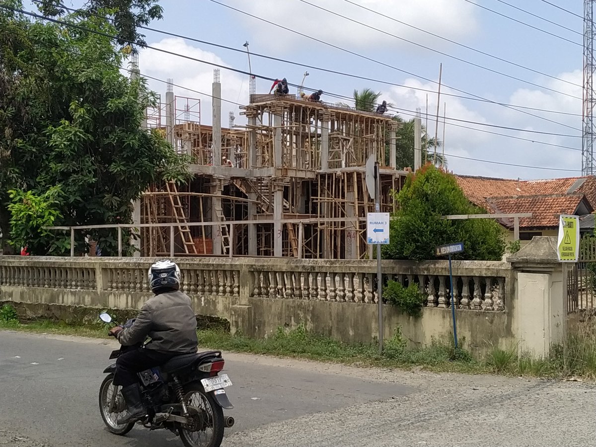 Sitoneizer's tweet image. Pembangunan gedung baru Polsek Jatilawang