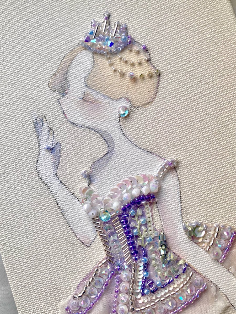 _sui_o00's tweet photo. アメジストのドレス💍🪡 https://t.co/os4RN3tfrE