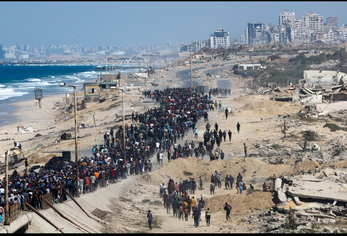 Haydin rahat koltuklarımızdan bu fotoğrafı yorumlayalım. İnsanlığın nerelerde olduğunu tartışalım..