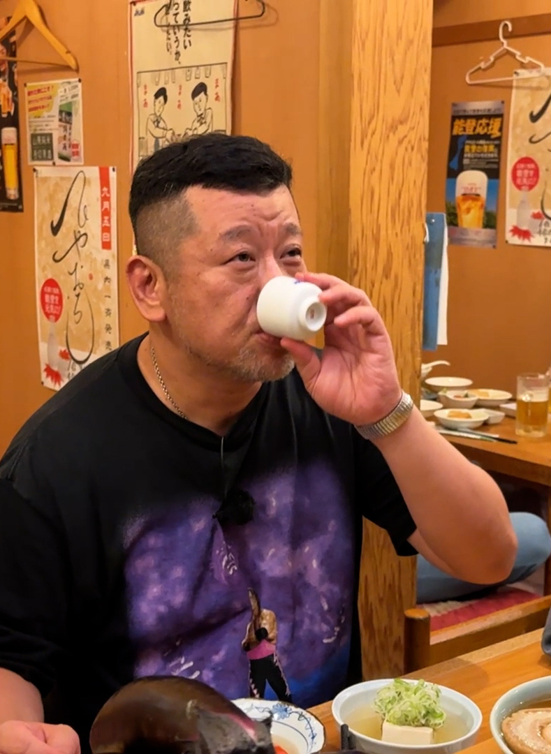 bsa_kenkoba's tweet image. #ケンコバ さん石川県金沢市での🍺
おでん処 大酉茶屋
車麩と赤ウインナがお気に入りとなった
金沢おでんに地酒を飲む🍶
それはとても良き時間を過ごさせて
いただきました😎
#ケンコバのほろ酔いビジホ泊 全国版
#TVer　#BS朝日 
x.com/TVer_info/stat…