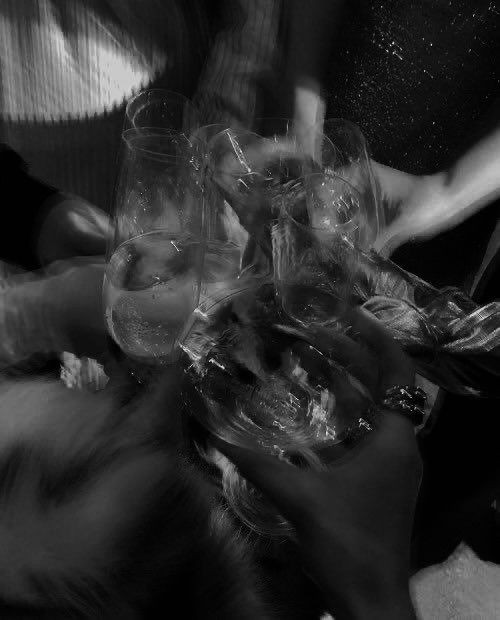 beaxtitude's tweet image. ㅤ

𝗙𝗢𝗥𝗘𝗦𝗧.
Mencari manusia kelahiran 1984-1994 untuk menambah kawan untuk membangun relasi tidak terikat bersama-sama.

ㅤ