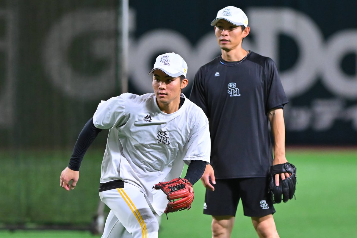 【成績プレイバック】

#庄子雄大 選手

試合：26
打率.235
本塁打：0
安打：4
二塁打：3
三塁打：0
打点：2
四球：1
出塁率.278
盗塁:1

ルーキーイヤーの今季は多くの“初”を記録👏

安定した守備力も光りました💡

#sbhawks #鷹フル