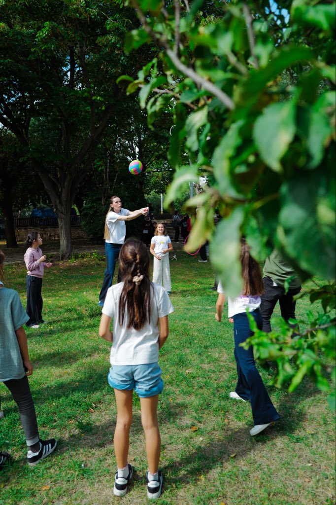 💬 Eda Erdem: “Every girl has the right to speak up for herself, to be the captain of her own life, and to make her own dreams come true.” 💪💜

On #InternationalDayOfTheGirl, together with our Goodwill Ambassador <a href="/edaerdem14/">Eda Erdem</a>, we celebrate the courage and leadership of all girls.