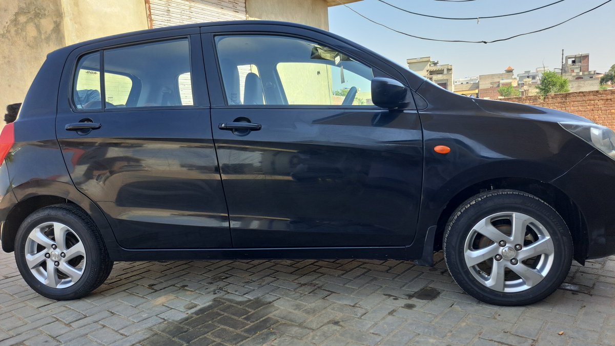 TabasumRizwan's tweet photo. Suzuki Cultus AGS Black Pearl
Who's Gonna have Her
#SUZUKI
#Cultus
#Pakistan https://t.co/BGTnXzFcbi