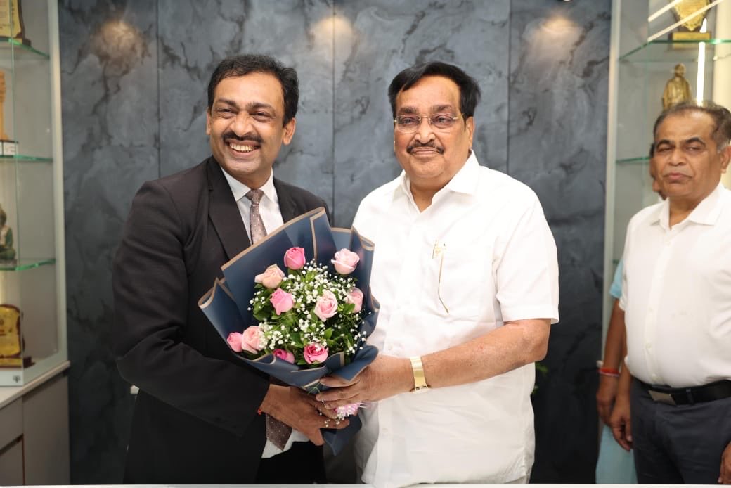 CRPaatil's tweet image. એડવોકેટ રાજેશભાઇ જોળિયાની ઓફિસનું ઉદ્ઘાટન અને ભારતીય જનતા પાર્ટી જનસંપર્ક કાર્યાલયને લોકાર્પિત કરતા ખૂબ આનંદની લાગણી અનુભવી.
