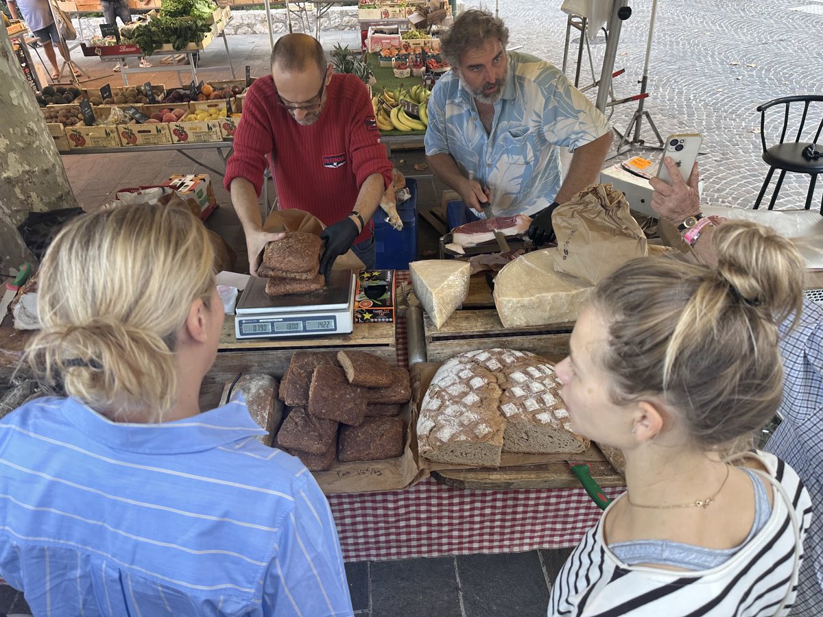 ErykMistewicz's tweet image. Francuskie marzenie o świecie sprzed. 
#samedi #marche ⁦@mentalspl⁩
