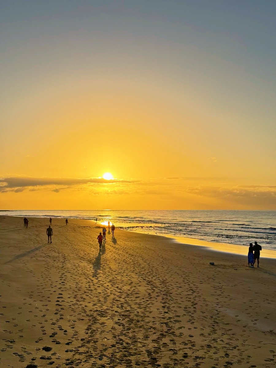 mycanaryislands's tweet image. 29 degrees today and enjoy it.
#sunrise #weekend #saturday #sabado #playa #beach #maspalomas #grancanaria #canarias #españa #fblifestyle