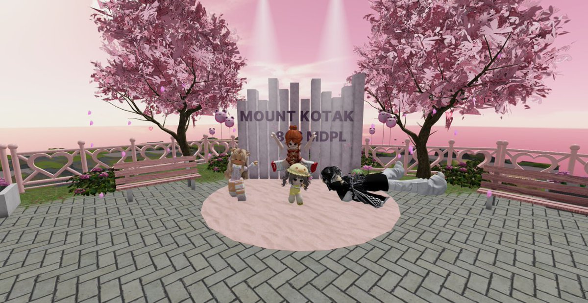 woeoyo's tweet image. ceritanya family summit, kemana lagi kita next? @Iightband @jusnhwi @dtecember