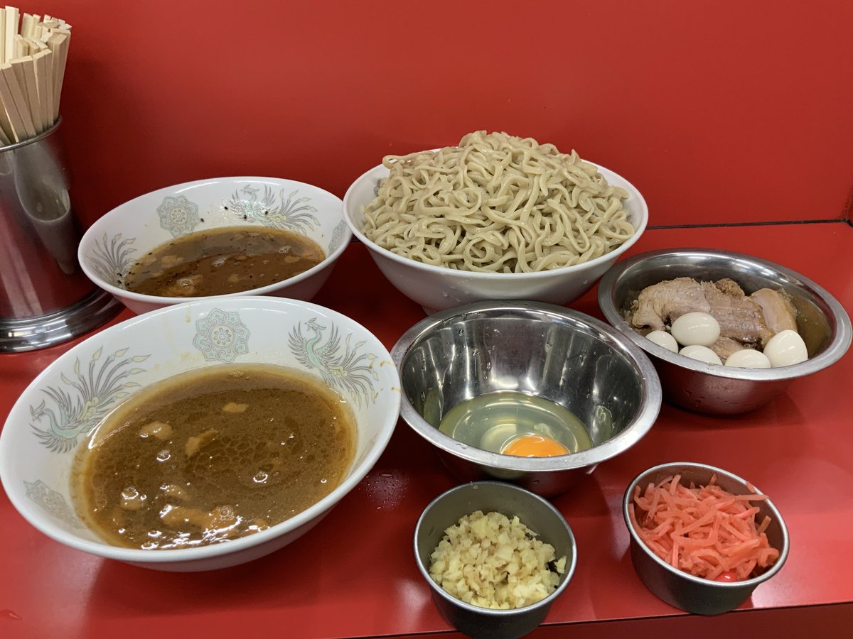 ラーメン二郎ひたちなか店

大つけ麺＋裏つけ汁(ヤサイ抜き)
生卵　コキアうずら
うずら　しょうが

#つけ麺
#ラーメン二郎
#ラーメン二郎ひたちなか店