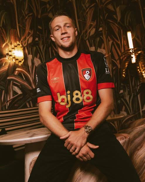 FPL-Foxy ๐ฆ (@fpl_foxy) on Twitter photo Time to get on the Truffert Train?
4.5M
2.1%๐
#FPL <a href="/OfficialFPL/">Fantasy Premier League</a>
Completed 36 progressive passes (top 15% among defs)won 14 tackles at a 53.8% success rate, blending defensive nous with forward surgesโ80.3% pass completion rate inc 294/366 accurate balls, unlocking from deep Time to get on the Truffert Train?
4.5M
2.1%๐
#FPL <a href="/OfficialFPL/">Fantasy Premier League</a>
Completed 36 progressive passes (top 15% among defs)won 14 tackles at a 53.8% success rate, blending defensive nous with forward surgesโ80.3% pass completion rate inc 294/366 accurate balls, unlocking from deep