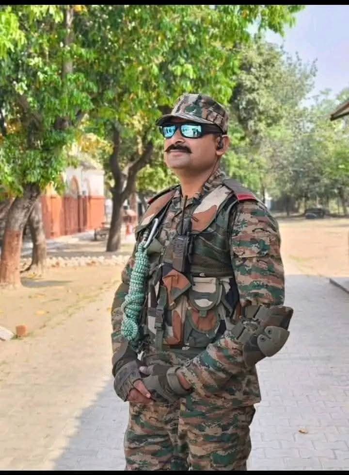 TigerCharlii's tweet image. Bad News!!
India lost Braveheart 
Soldier Sanjay Meena
He made supreme sacrifice in the line of duty in Arunachal Pradesh 
He hailed from Madhya Pradesh 
(NOK informed)
Salute 🇮🇳
#IndianArmy