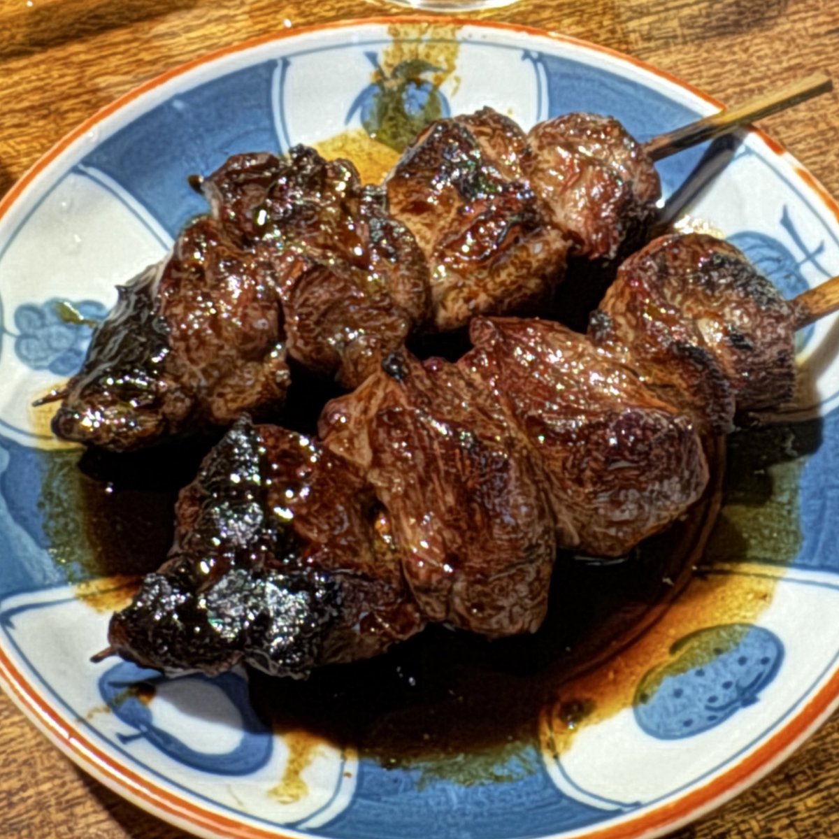 tinytinykingdom's tweet image. 雨のどんより土よ宇、朝から宇め割してますがなにか😅
静かに始まった三連休、ご褒美のホネを頂きありがたやま、胃袋が吠えるカシラ😻来週も頑張るよ💪、〜のセンパイ方と八百屋でお話もできて、良いスタートダッシュ宇🏃‍➡️
#宇ち多゛ #八百屋の一平ちゃん