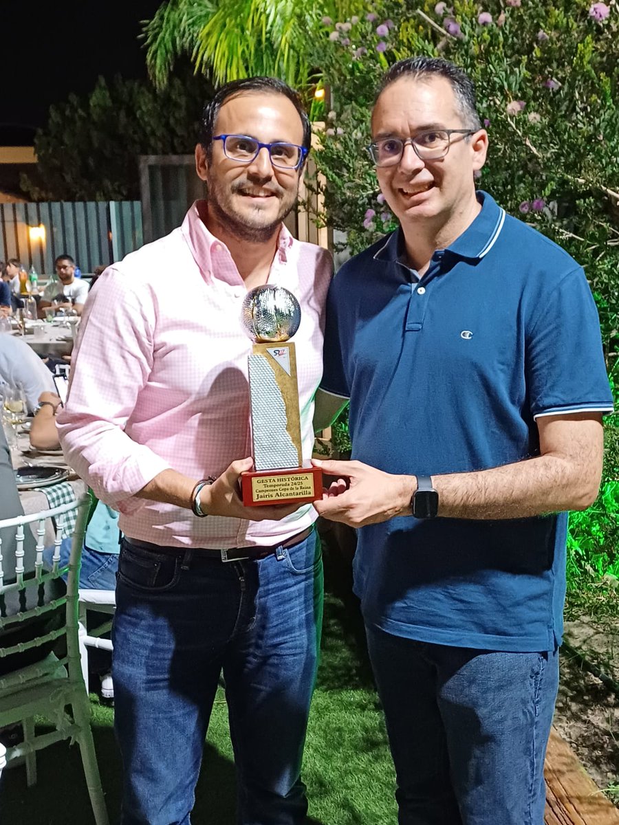 Hoy felicitamos a <a href="/aampcoach/">Andrés Medina Puerto</a> que tengas un buen día <a href="/CBJairis/">Hozono Global Jairis</a>