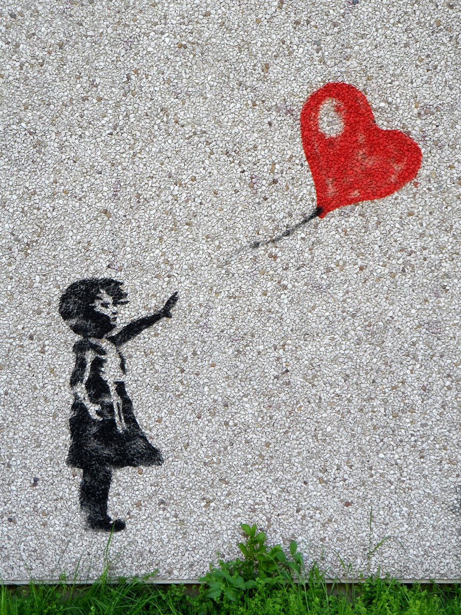 interiorgob's tweet photo. Hoy se celebra el #DíaInternacionalDeLaNiña 💜

Por su libertad, su seguridad y su derecho a crecer sin miedo.

🚨 @policia y @guardiacivil actúan cada día para hacerlo posible.

📲 091 / 062 | @alertcops https://t.co/0TtBPB3AvW