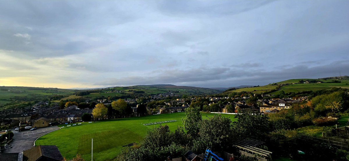 pdLouiseP's tweet image. Today looks like a good day to start your Bronze @DofE Expedition, doesn&apos;t it? 🤞🏻#Teamwork #Resilience #ProblemSolving #CharacterBuilding