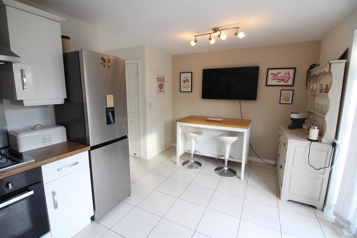 Emsleys Estate Agents tweet media